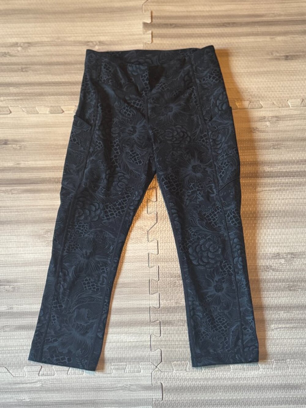 Lululemon Women's Speed Up Crop Low Rise Leggings (21")